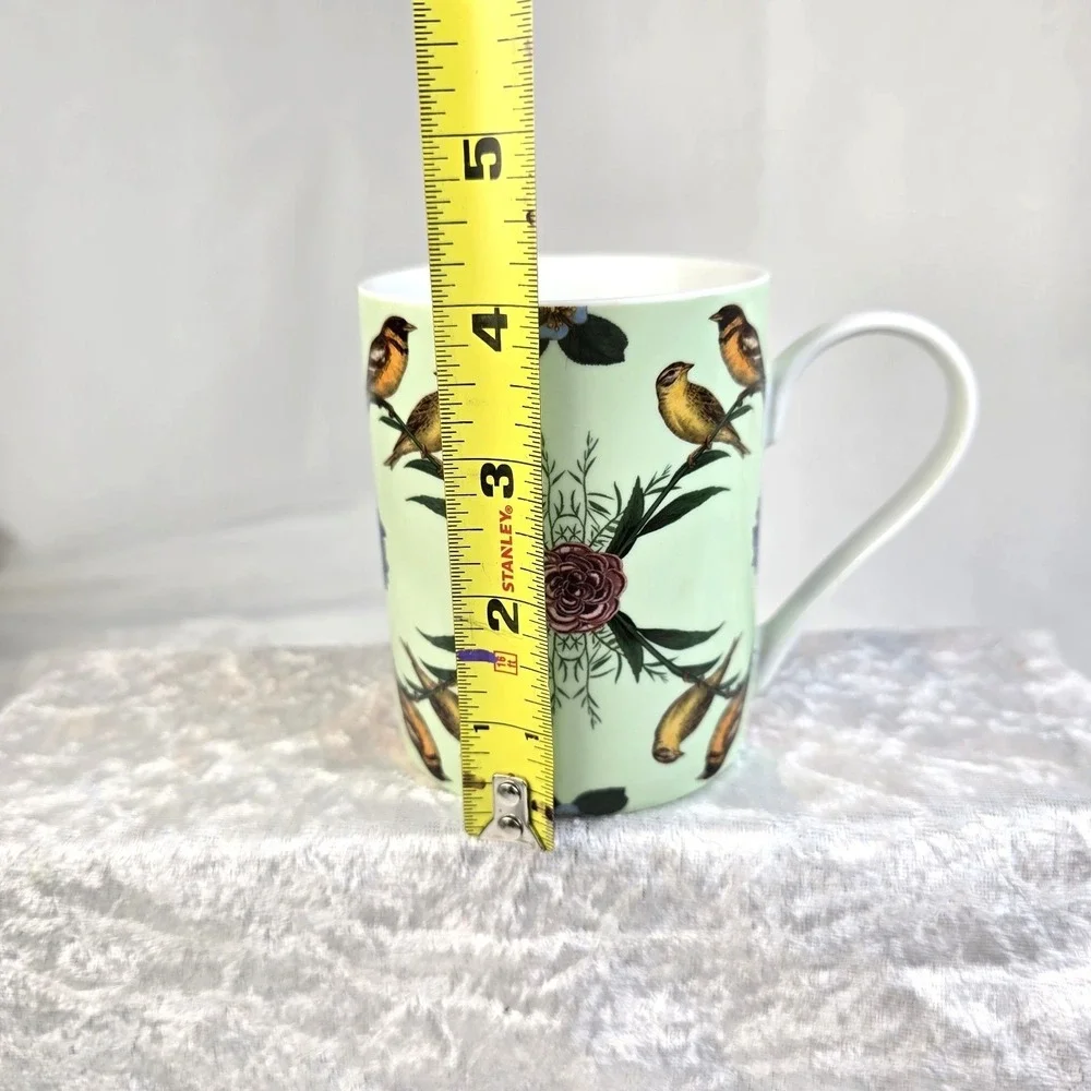 2014 VTG Pottery Barn 2 Coffee Mugs Bird Floral Kaleidoscope Green Nature Art‎